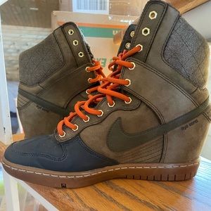 Nike Womens Boots
